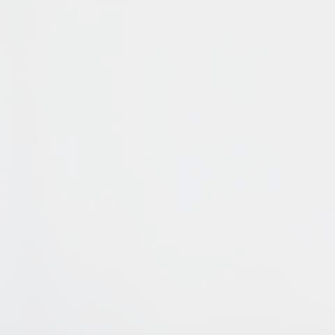 Binterglen King Panel Bed with Mirrored Dresser