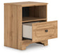 Galletyn Full Panel Bed with Mirrored Dresser and Nightstand