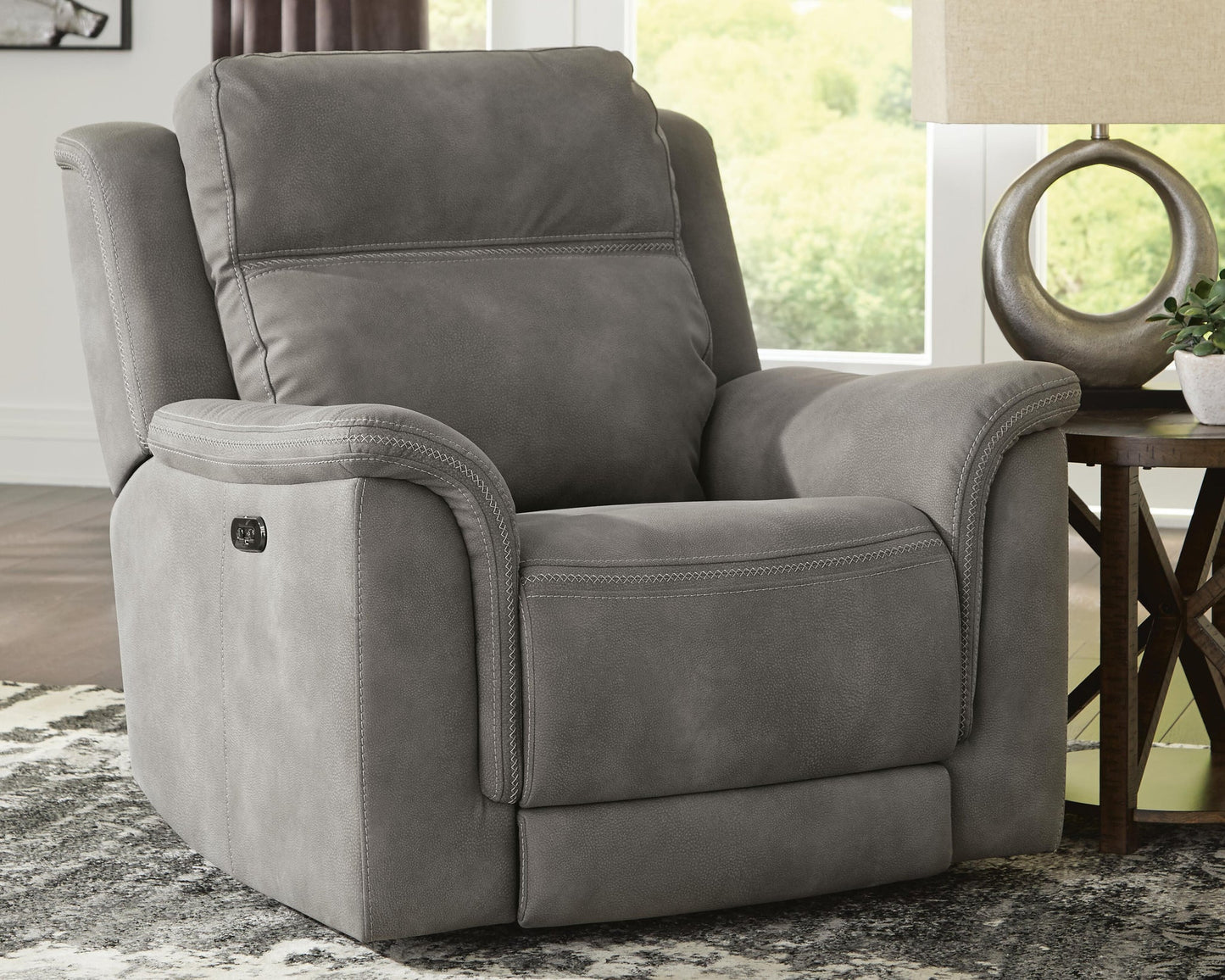 Next-Gen Durapella PWR Recliner/ADJ Headrest